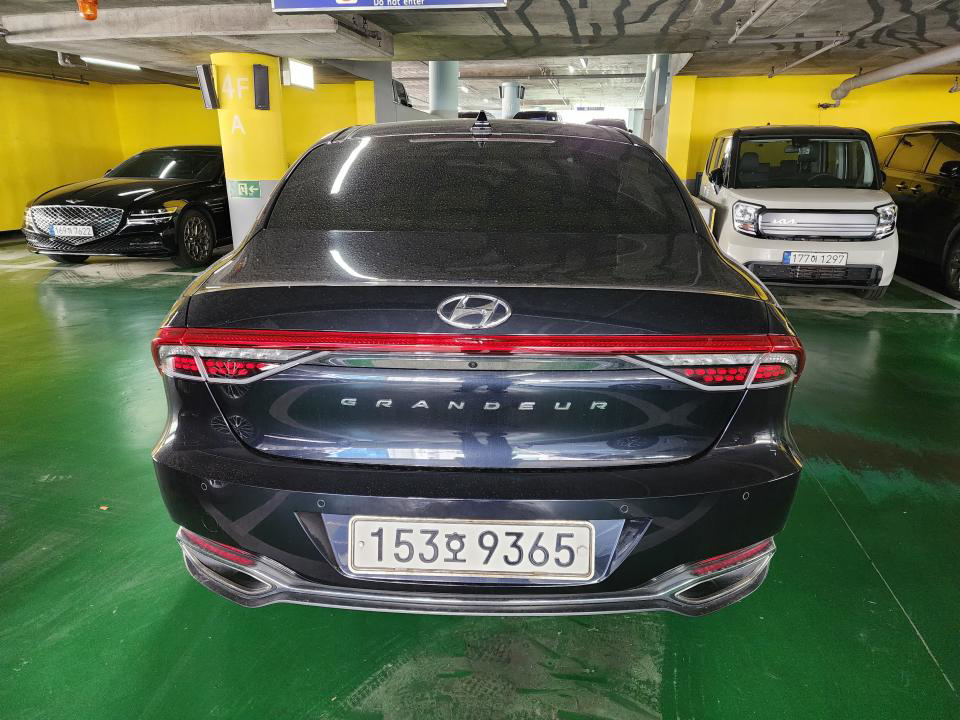 차량 이미지 10