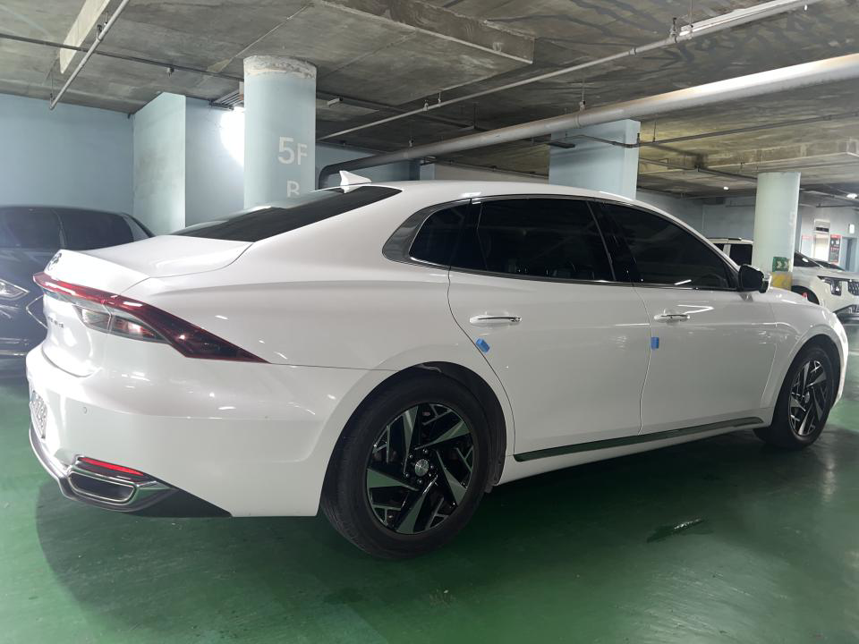 차량 이미지 4
