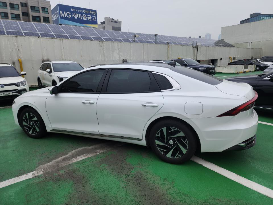 차량 이미지 4