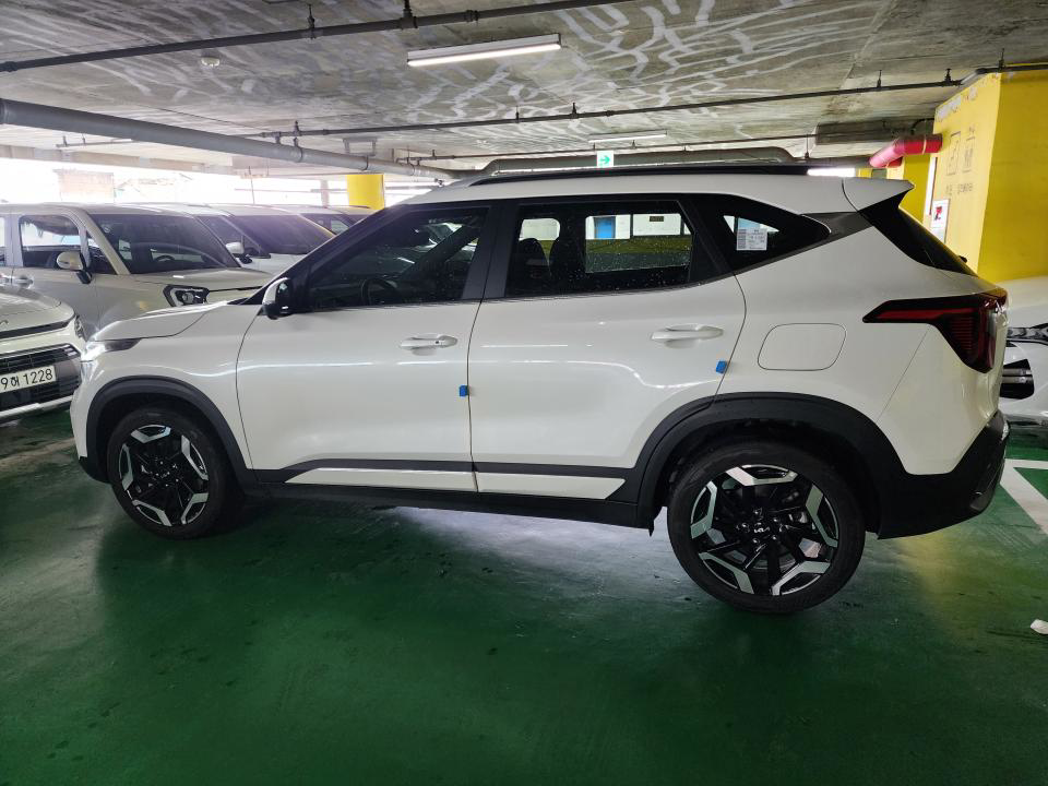 차량 이미지 4