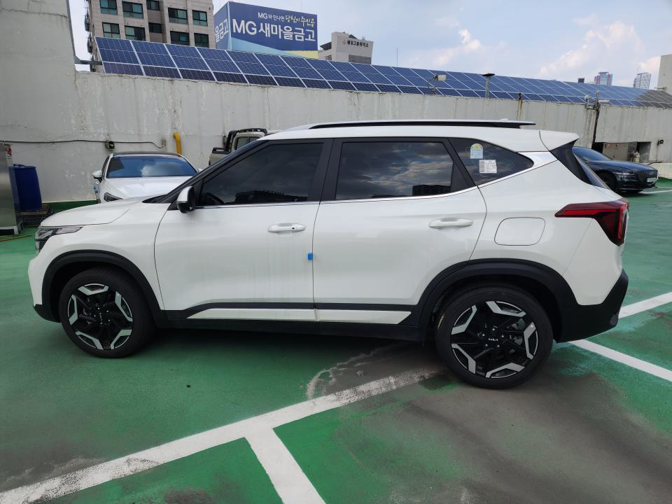 차량 이미지 4